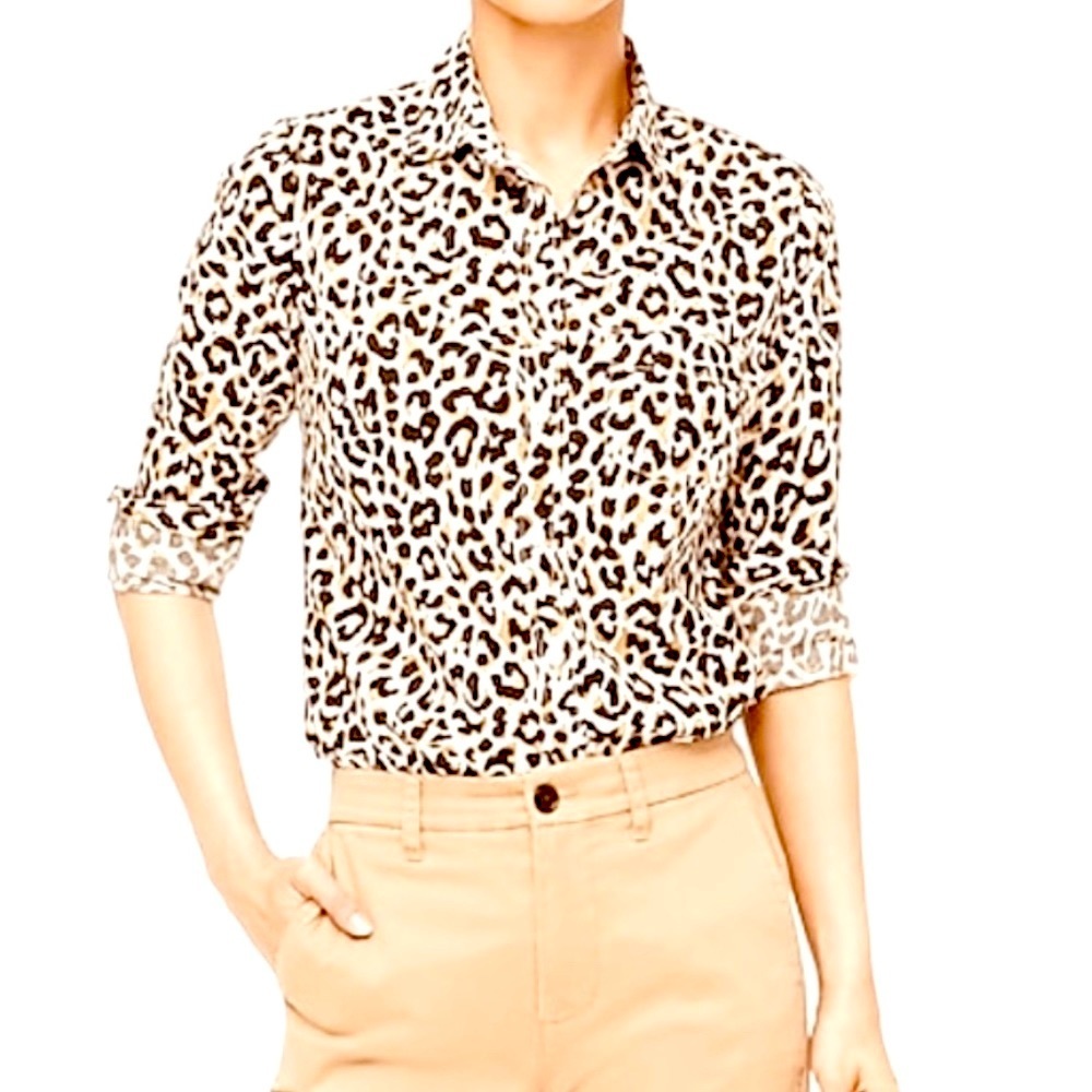 NWOT J. Crew Leopard Button Down Poplin Shirt in Signature Fit Size XS